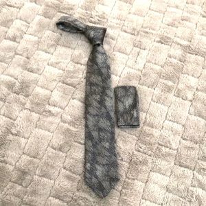 Piatelli Uomo Mens Dress Tie & Pocket Square